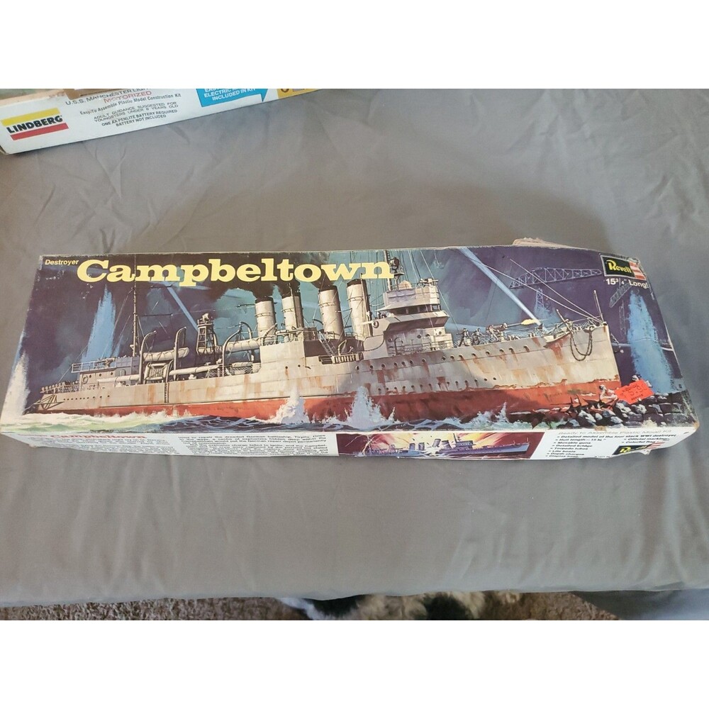 REVELL H-483 HMS ARK ROYAL AND TRIBAL CLASS DESTROYER ESCORT MODEL KIT